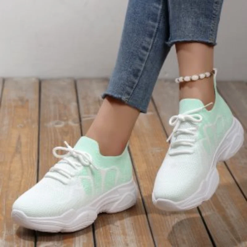 

Женские кроссовки на скрытой платформе, дышащие сетчатые Туфли-носки на танкетке, повседневная обувь на весну 2023