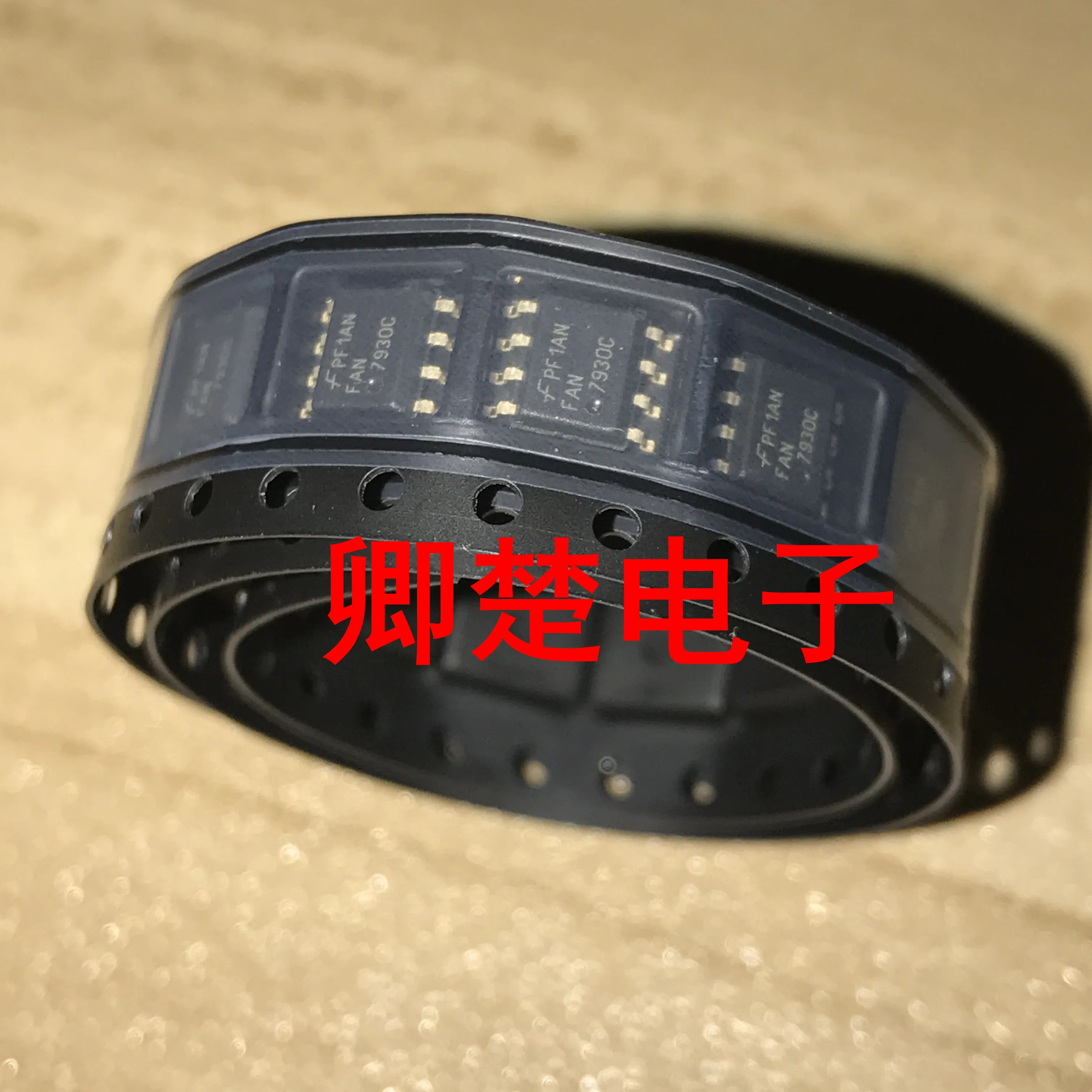 

30 шт. Оригинальный Новый FAN7930C SOP-8