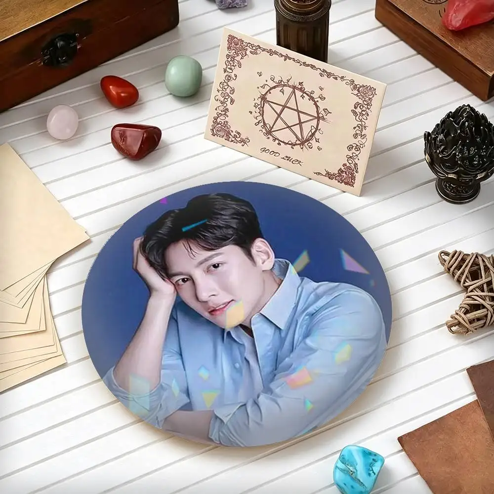 Броши и значки Ji Chang-Wook H-Heartthrob (25 мм, 32 мм, 44 мм, 58 мм, 75 мм) для аксессуаров и подарков (art.: 3920dbacaec5d) - 3920dbacaec5d