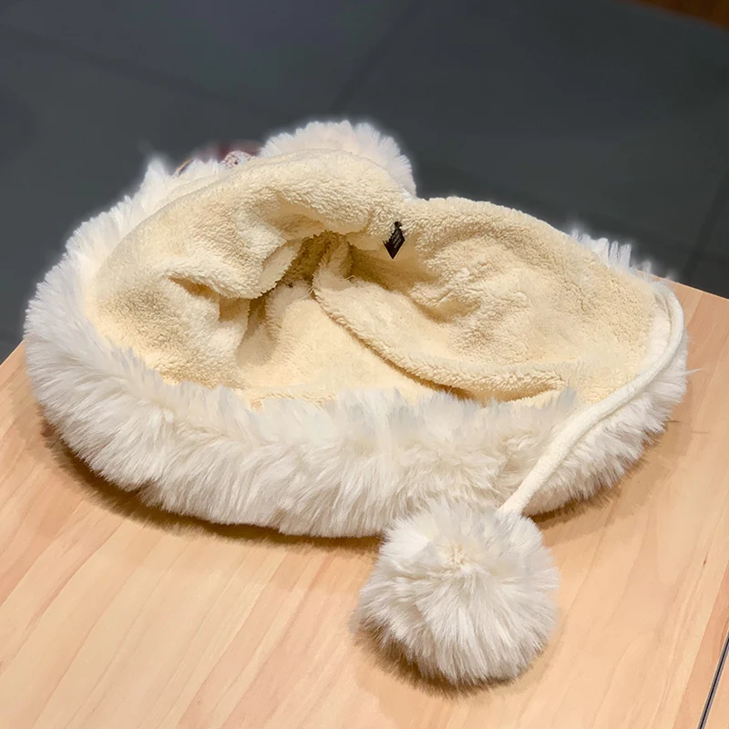 Женская шапка на осень и зиму милая плюшевая с защитой ушей Рогами оленя