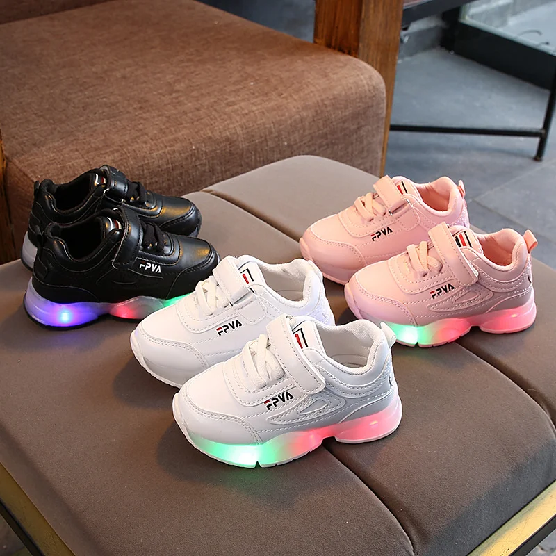 

Children LED Shoes with Lighting Kids Casual Soft Sole Baby Glowing Boys Girls Luminous Solid Color Sprots Sneakers Size 21-30