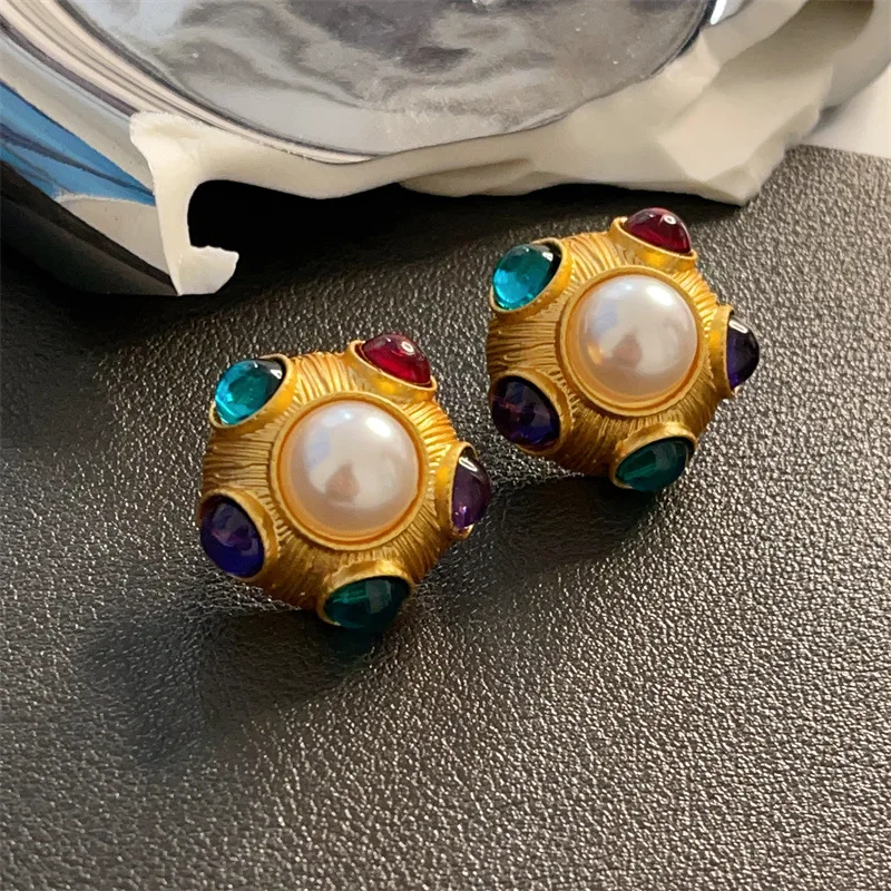 

Personality retro court round color glass earrings luxury high-end vintage stud earring for women