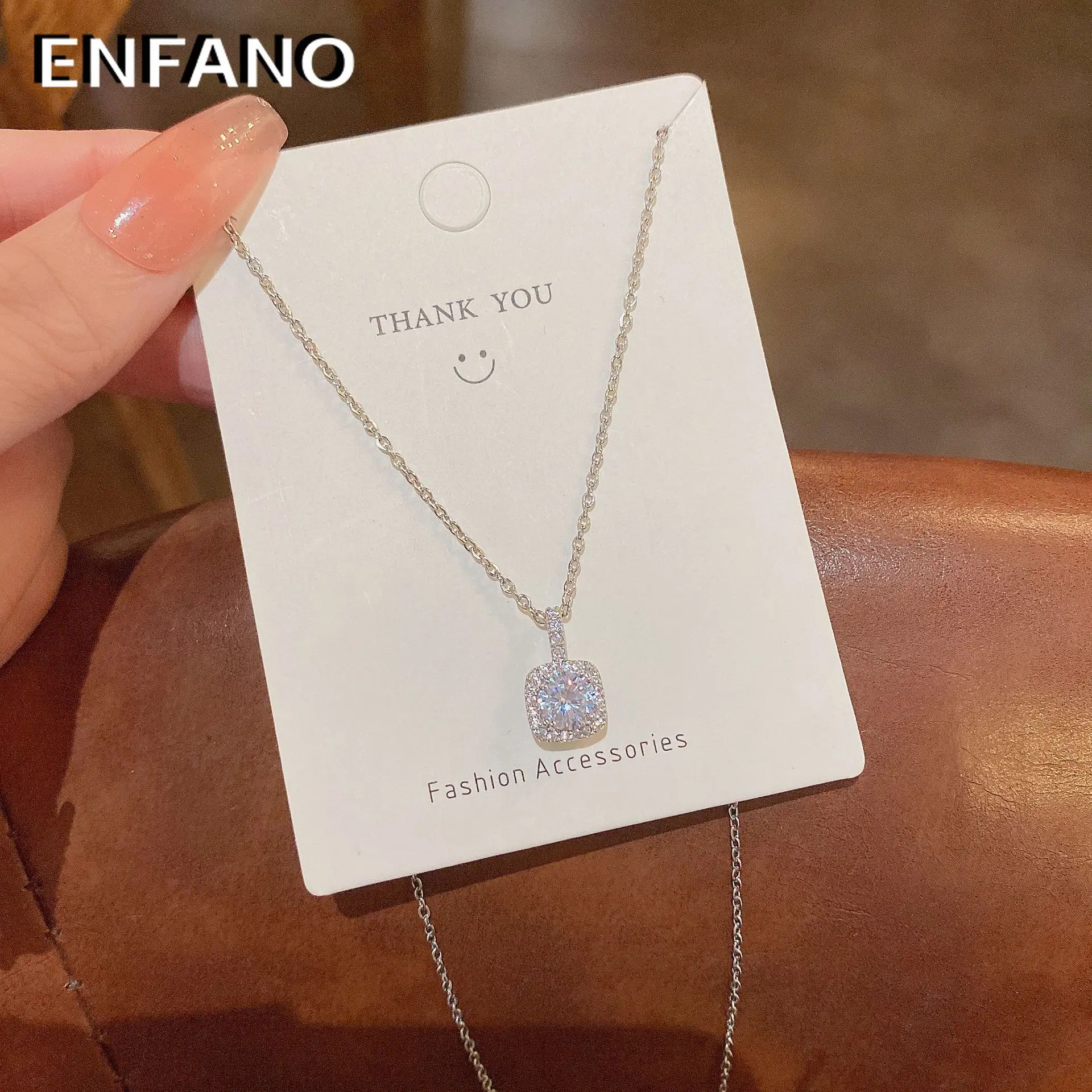 

Enfano Korean New Exquisite Micro-Inlaid Small Square Zirconium Titanium Steel Necklace Simple Hundred
