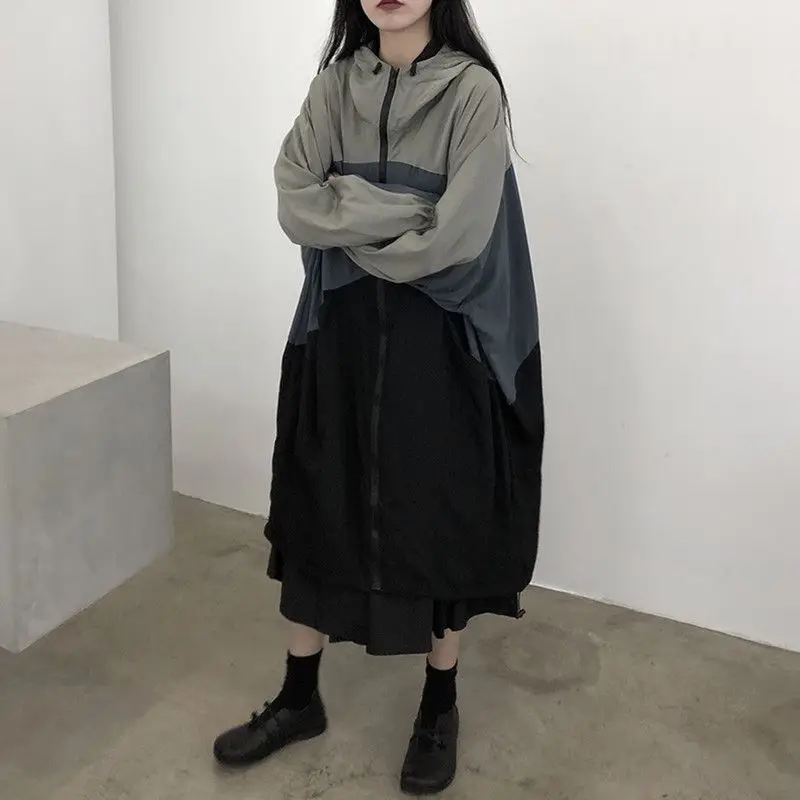 

SuperAen Korean Style 2023 New Mid Length Contrast Windbreaker Casual Coat Hooded Long Coat