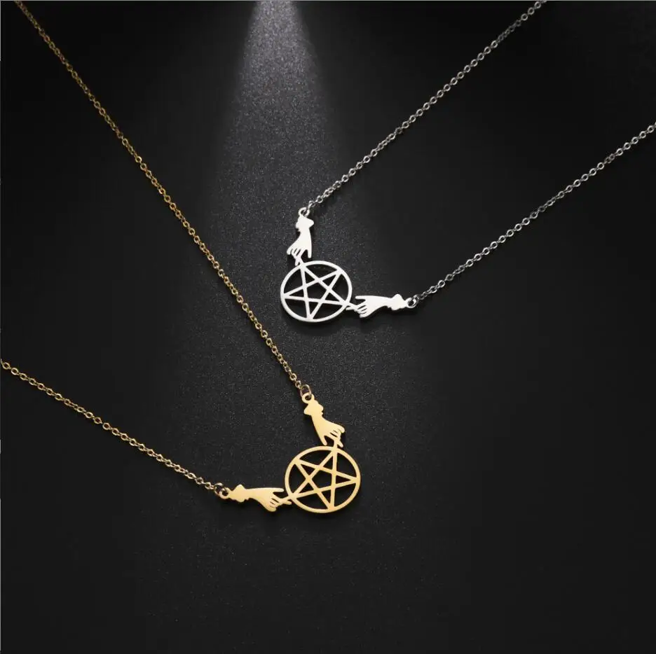 

1PC Witch Pendant Pagan Pentagram Between Hands Wiccan Necklace Stainless Steel Women Jewelry Goth Pentacle Halloween Gift F1034