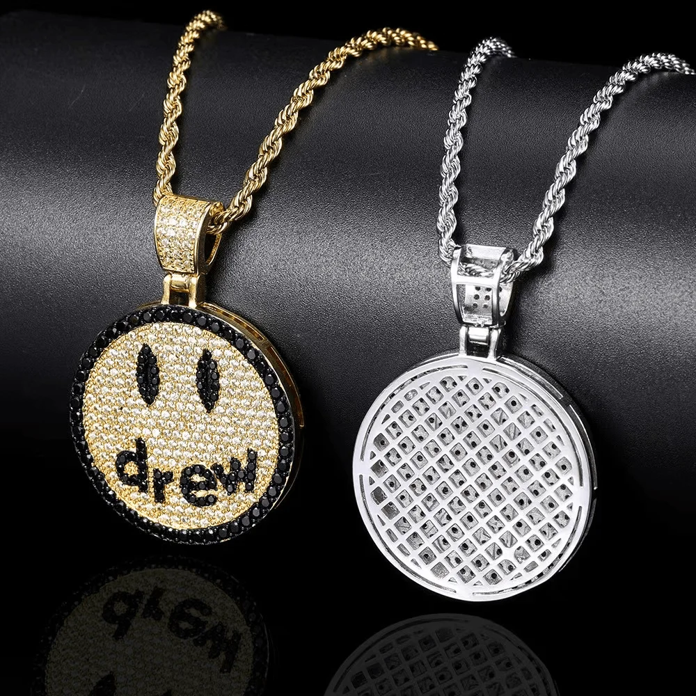 

2022 Brand New Hip Hop Jewelry Smile Face Pendant Necklace Men Ladies Lover Cubic Zirconia Boyfriend Gift