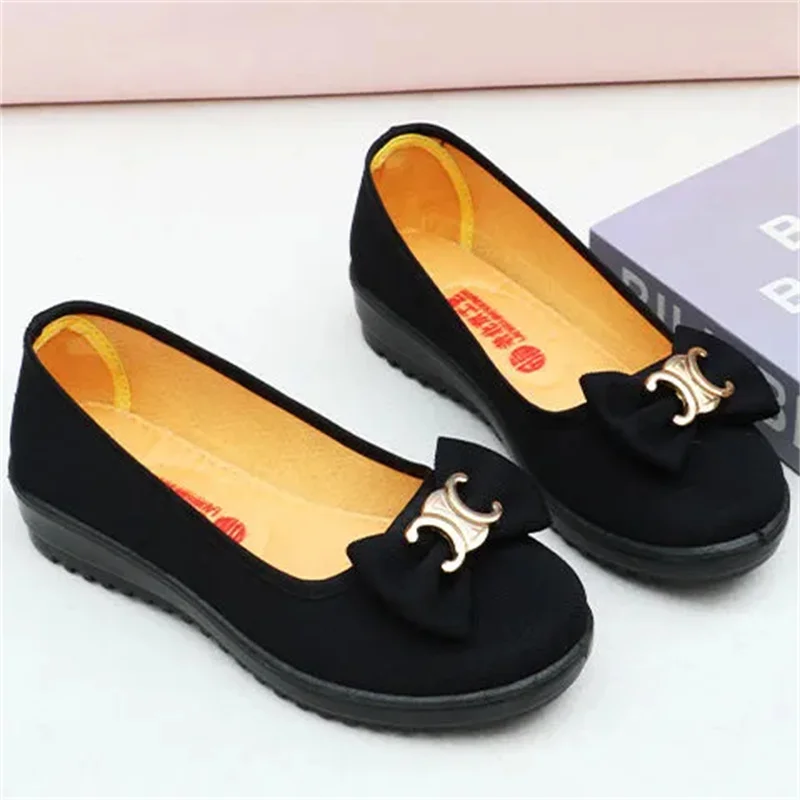 sapatos femininas женские милые легкие весенние слипоны с круглым носком