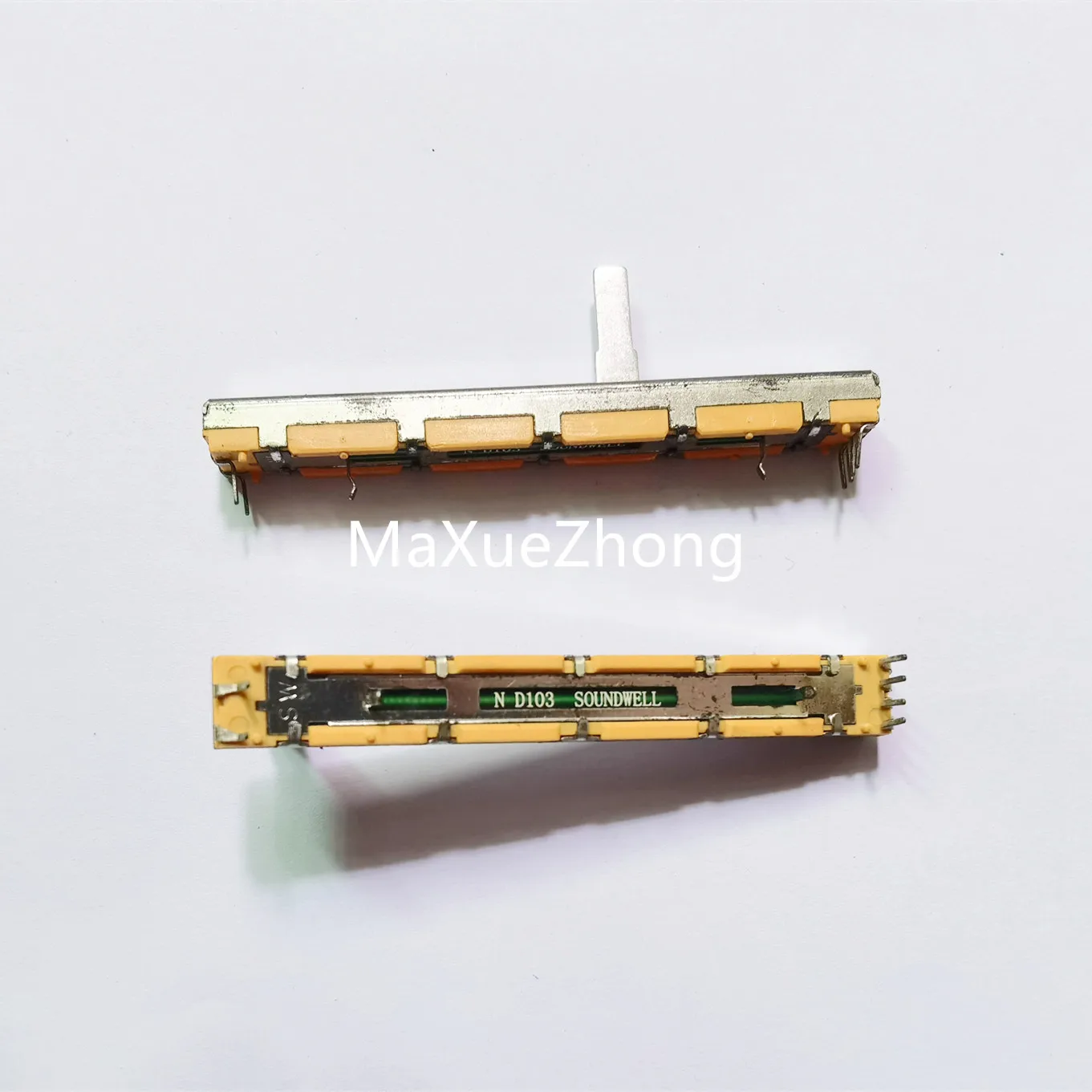 

Переключатель MaXueZhong FOLIO-4