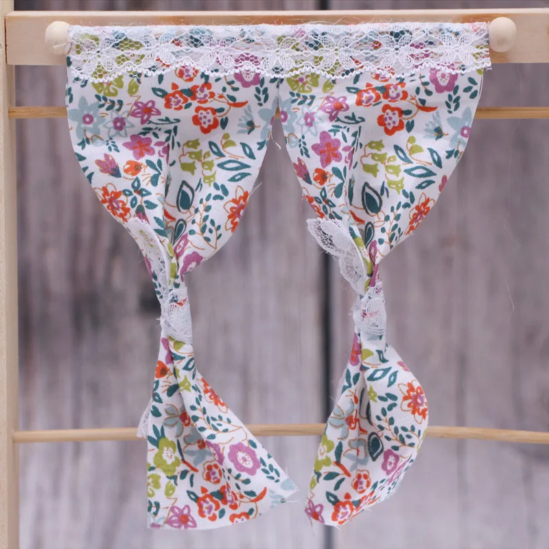 

Миниатюрная кружевная хлопковая занавеска для кукольного домика