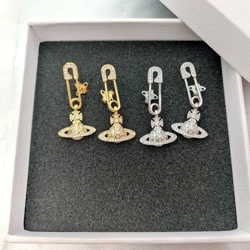 

Crystal Planet Stud Earrings Ladies Saturn Glass Ball Stud Earrings Female Retro Creative Personality Fashion Jewelry Gifts