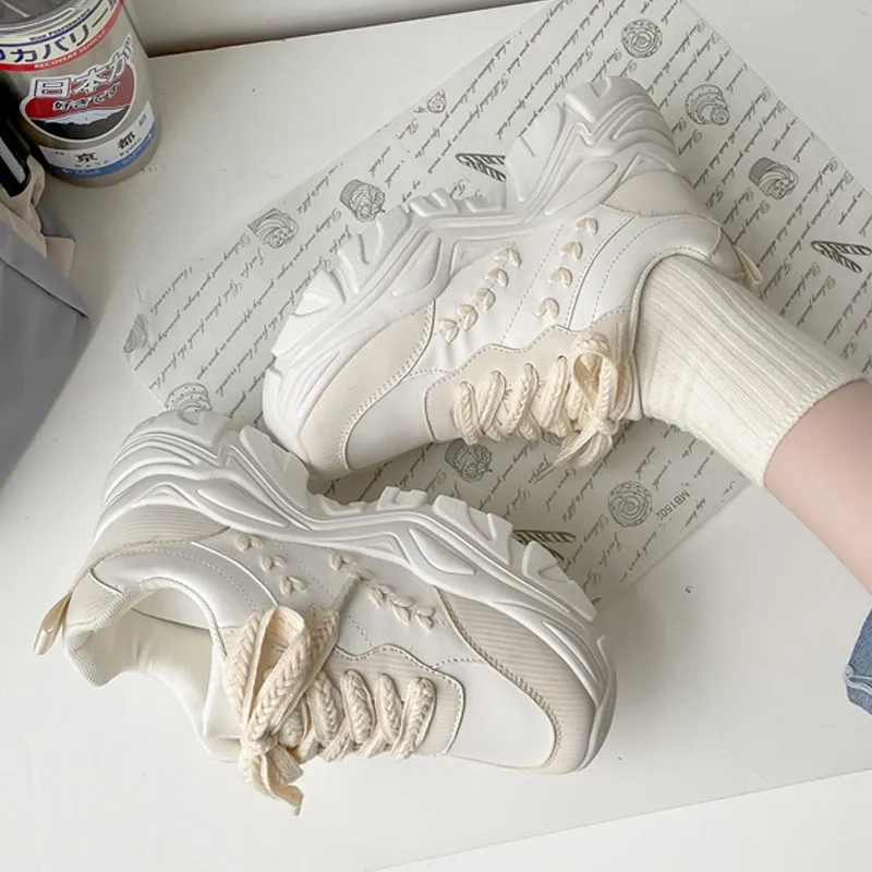 Женские кроссовки на массивной вулканизированной подошве брендовая обувь для