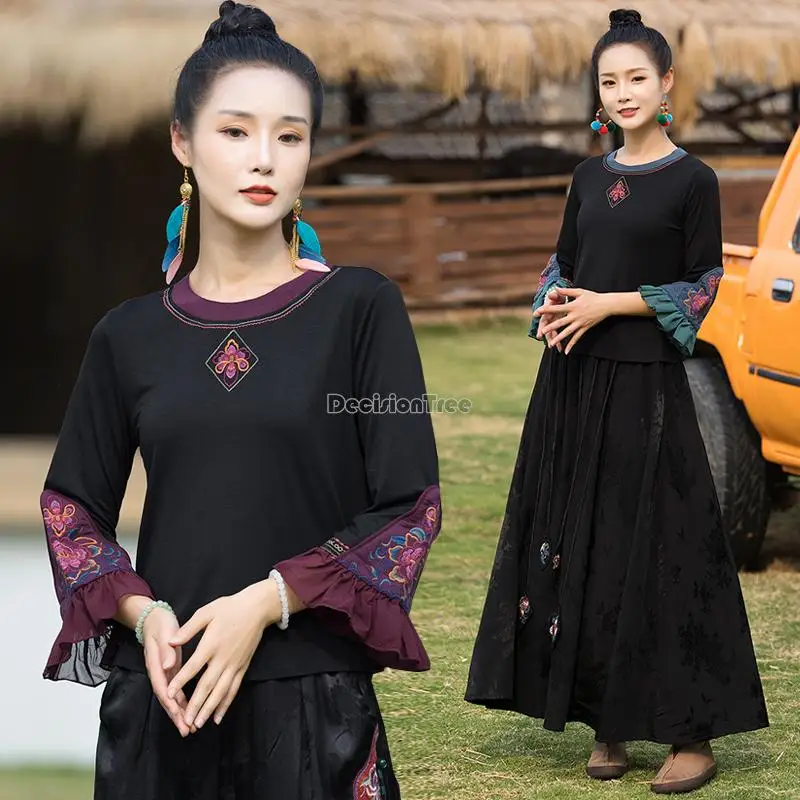 Женская Повседневная рубашка с круглым вырезом и цветочной вышивкой |