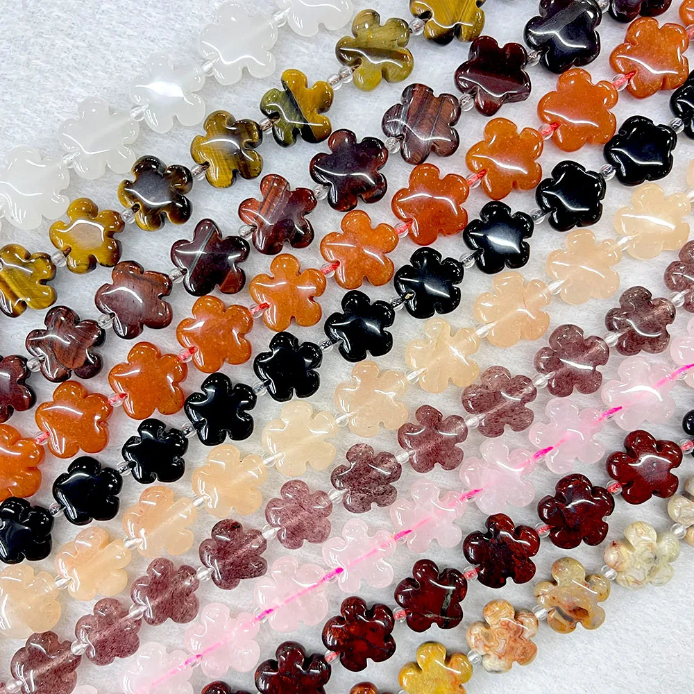 Бусины из драгоценных камней в форме цветка