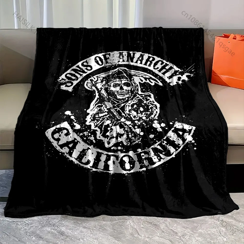 Фото Теплые одеяла с принтом эмблемы Sons of Anarchy California для взрослых и детей, мягкие и удобные, подходят для дома, путешествий, автомобиля, подходят для всех сезонов. №2