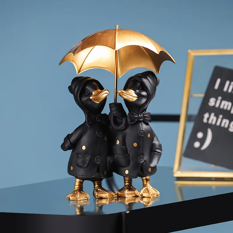 

Nordic Creative Animal Resin Crafts Ornaments Little Black duck ute Desktop Crafts Living Room Decoration
