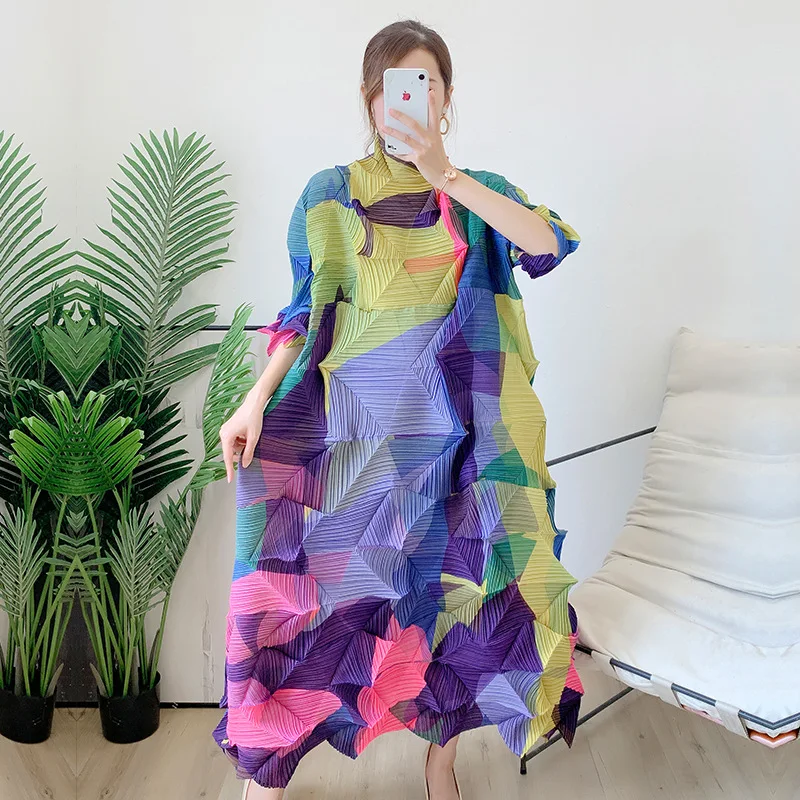 

SuperAen длинное плиссированное платье со стразами 2022 осеннее Новое Женское Плиссированное свободное ТРАПЕЦИЕВИДНОЕ длинное платье