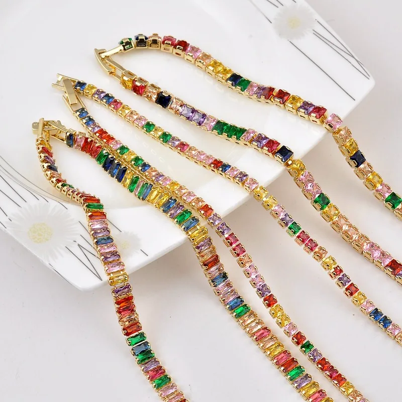 

2022 New European and American Fashion Color Zircon Necklace Women's High-end Design Sense Niche Simple Decorative Chain