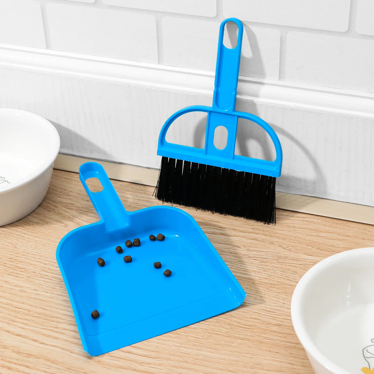 

Guinea Dustpan Broom Cage Cleaning Brush Cleaner Pet Tool Set Sets Desk Accessories Mini Pan Handheld Table Dust Bedding Toys