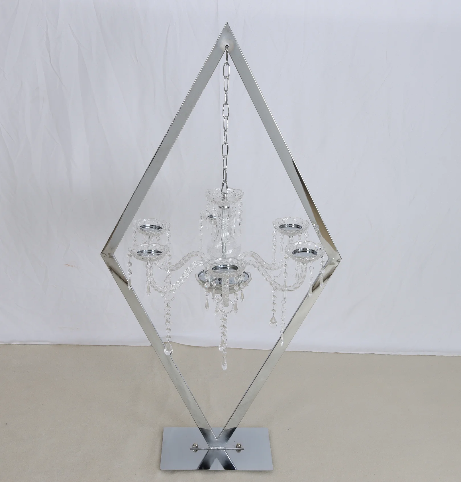 

4 sets of diamond candlesticks, wedding table center decoration, flower rack, vase road, leadership party decoration