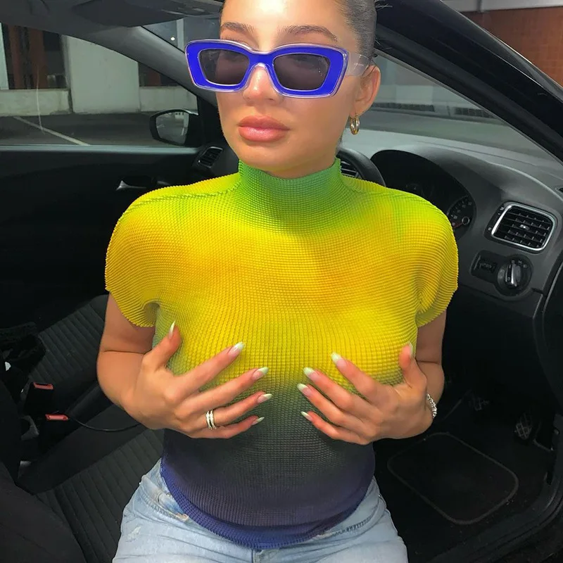 

2022 All-match Women's Top Summer High-neck Gradient Color Short-sleeved Women's Contrast Color Tight T-shirt