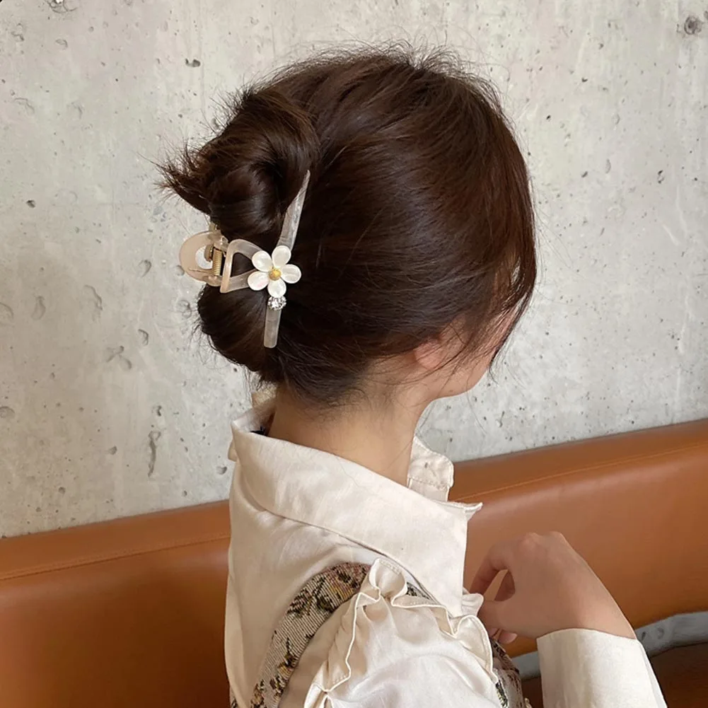 

Large Size Cross Square Hair Clip Flower Hair Claws Barrette Crab Ponytail Claw Clip for Women Girls Hairpins Hair Accessories