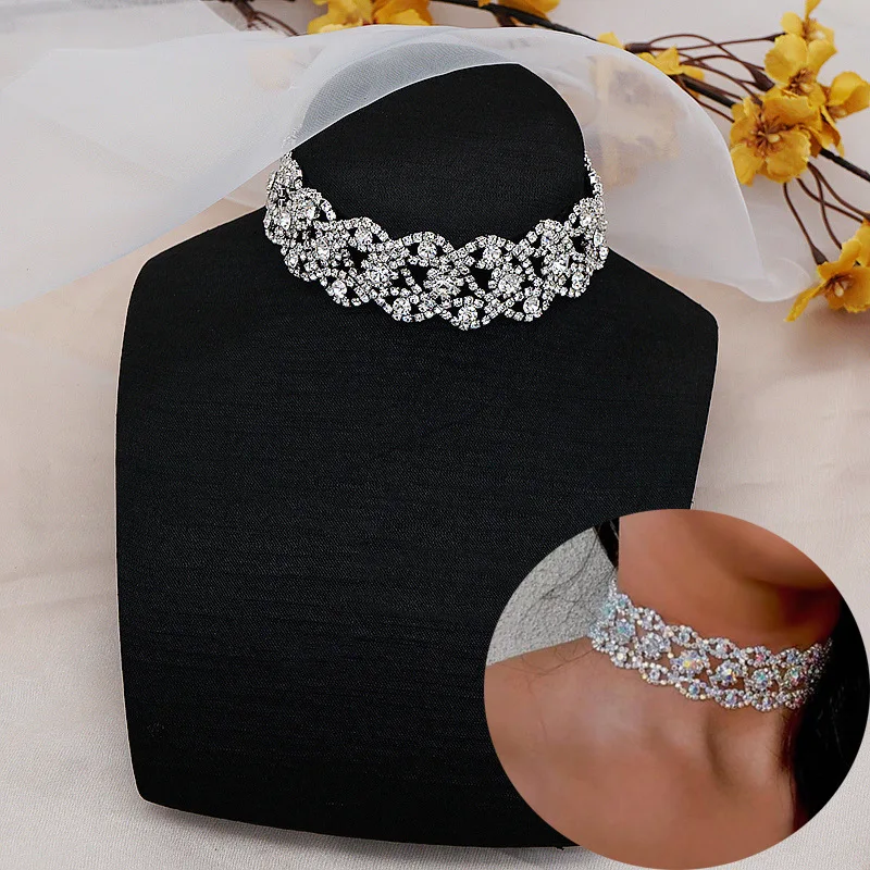 

New Crystal Rhinestone Choker Necklace for Women Wedding Accessorie Silver Color Chain Punk Gothic Chokers Jewelry Collier Femme