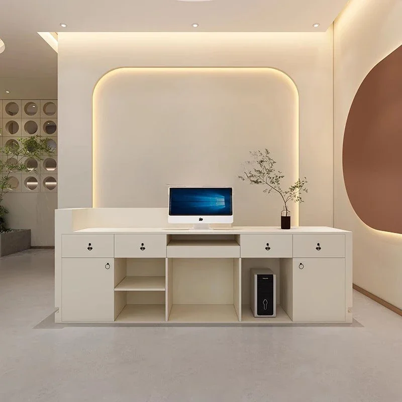 Рабочая станция для обслуживания стойка регистрации касиры современная