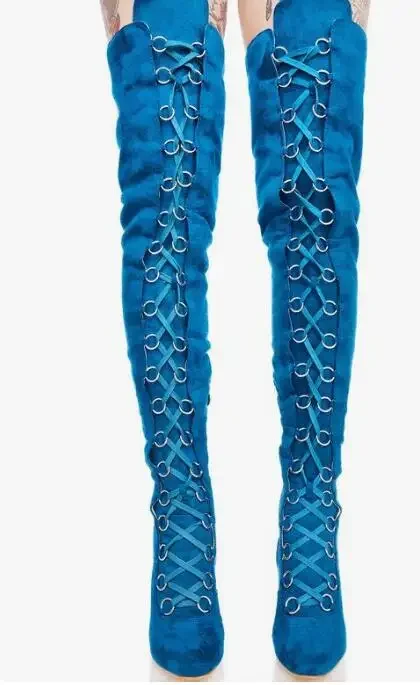 Пикантные зеленые женские ботинки на квадратном каблуке подиумные с острым