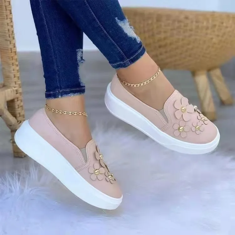 

2022 new flat shoes casual shoes women's low-top fashion round toe thick bottom casual viscose shoes solid color flower shoes