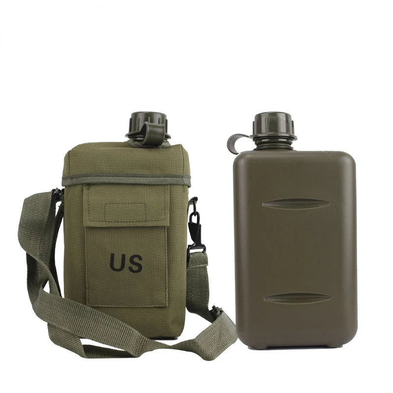 

2L Large Capacity Kettle Outdoor Portable Water Bottle With Strap Camo Leak-proof Camping Hiking Water Bottle