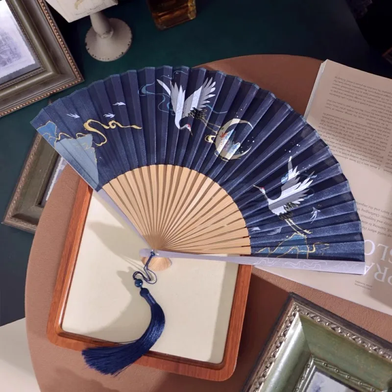 

Бамбуковый складной веер с журавлем