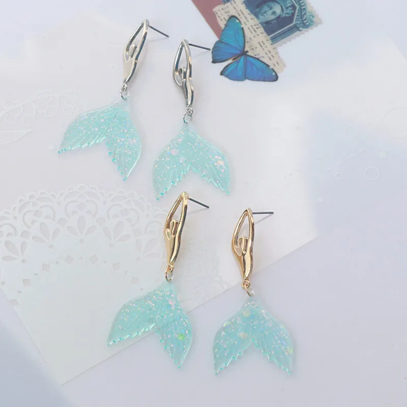 

2023 New Design Mermaid Fish Tail Earrings for Women Cute Resin Gold Color Ear Stud Party Wedding Jewelry Accessories Gift Cuff