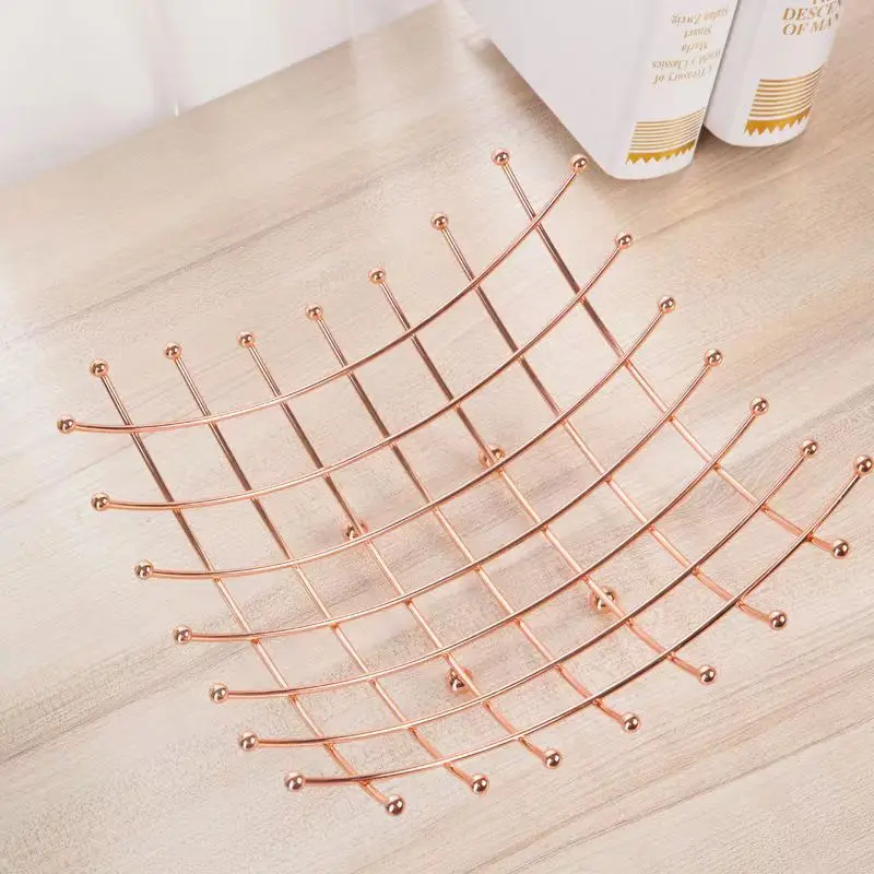 

Simple Modern Metal Fruit Basket Fruit Container Bowl Home Creative Snacks Bread Storage Drain Basket Table Snacks Display Tray