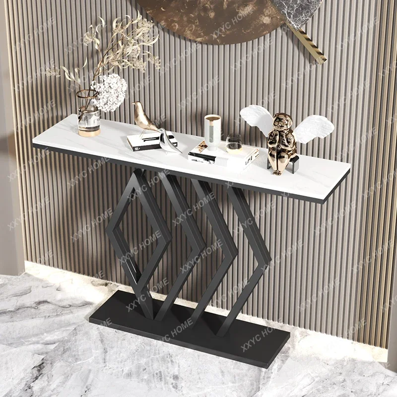 Простая каменная плита консольные столы домашний вход стена вид сбоку коридор