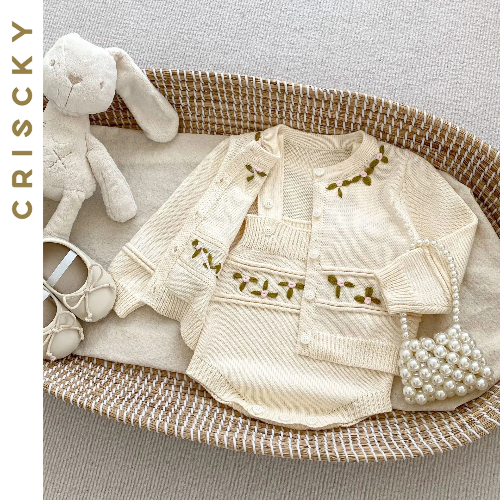 

0-3T Newborn Infant Baby Girls Knit Romper and Cardigan Cute Girls 2pcs Embroidered Knitwear Warm Autumn Toddler Clothes