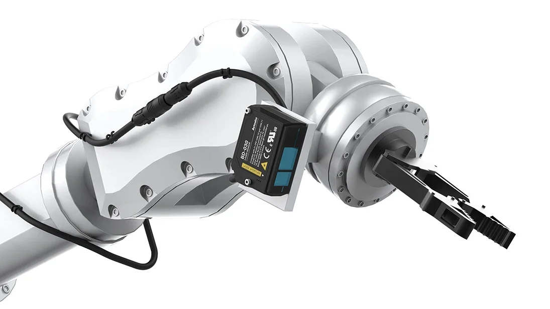 Новые лазерные датчики смещения Autonics BD-030 (сенсорная головка и усилитель)