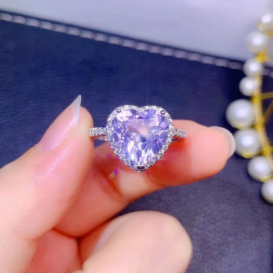 

Женское Открытое кольцо с имитацией натурального аметиста и бриллиантами