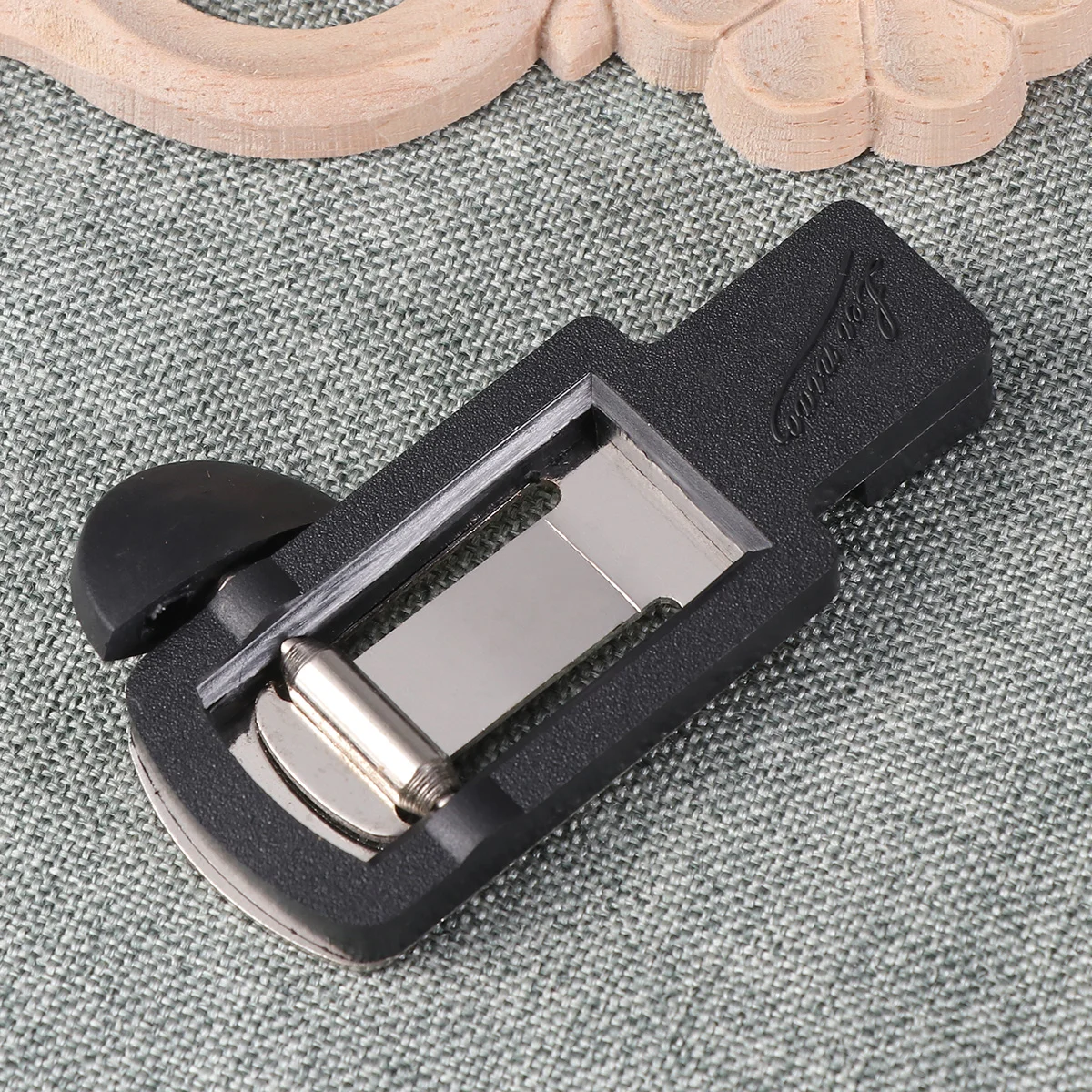 

Tenor Saxophone Sax Reeds Reed Trimmer Cutter (Black)