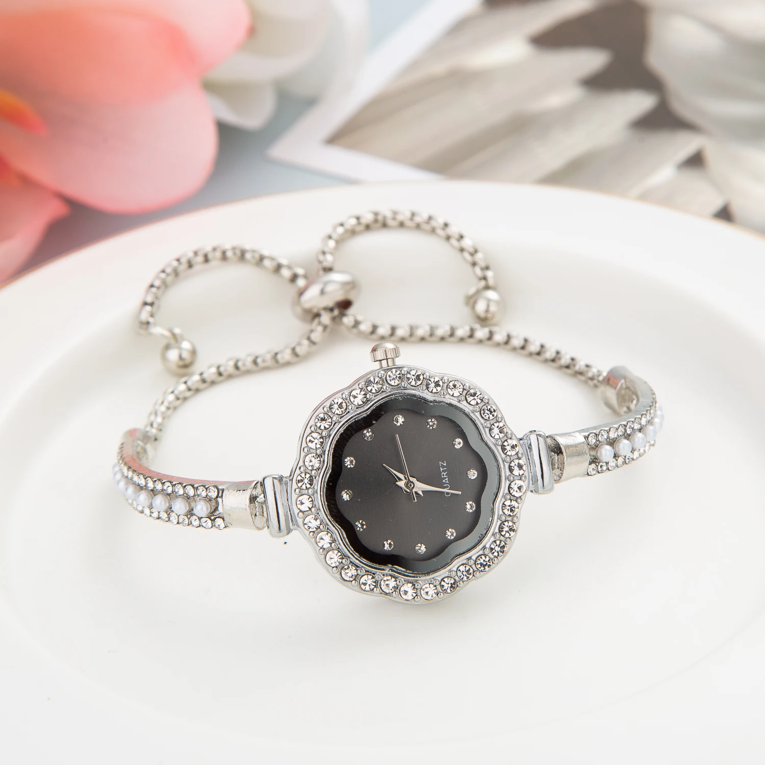 reloj mujer Luxury Watch for Women Fashion Quartz Wristwatches k Gold Bracelet Watches High Quality 2023 Gift Free Shiping