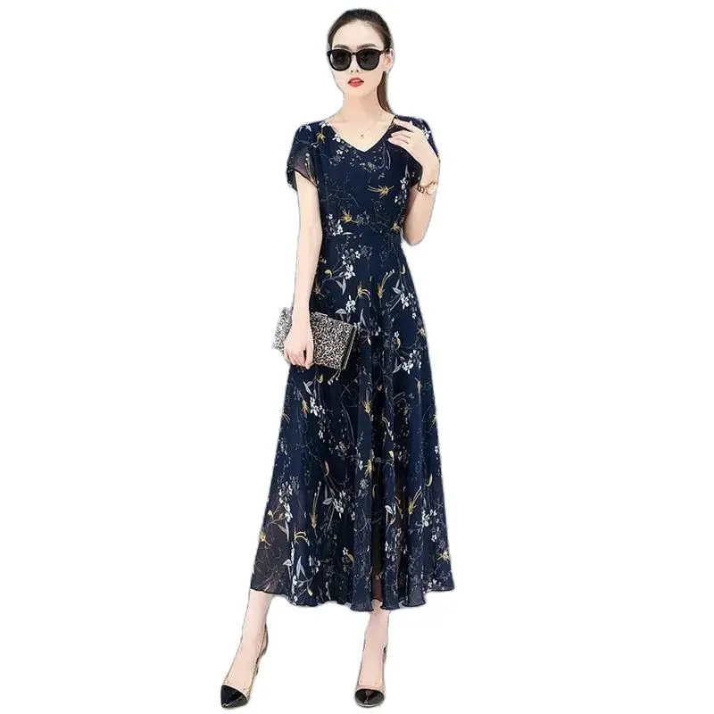 

2023 Summer New Floral Dress Large Size Women's Slim And Relaxed Fashion Temperament Printed Chiffon Dress AgeReducing WomenTide