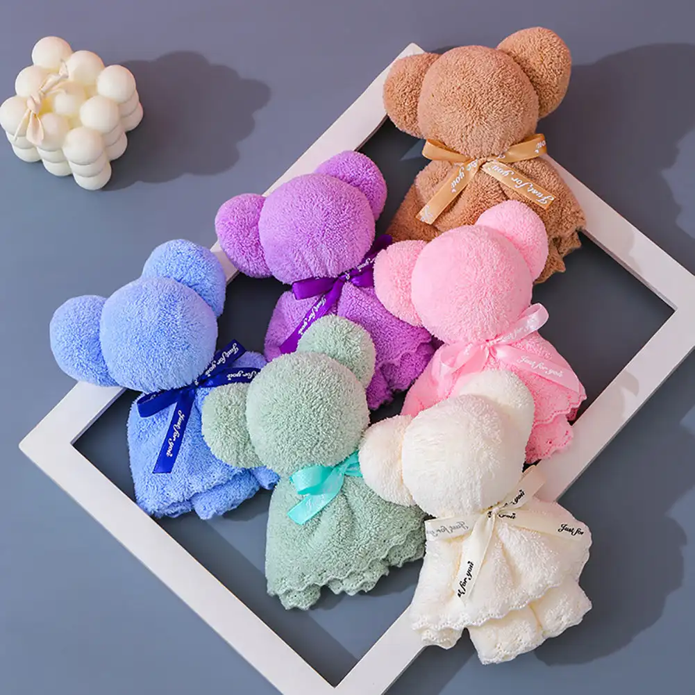 Бархатное полотенце в виде медведя