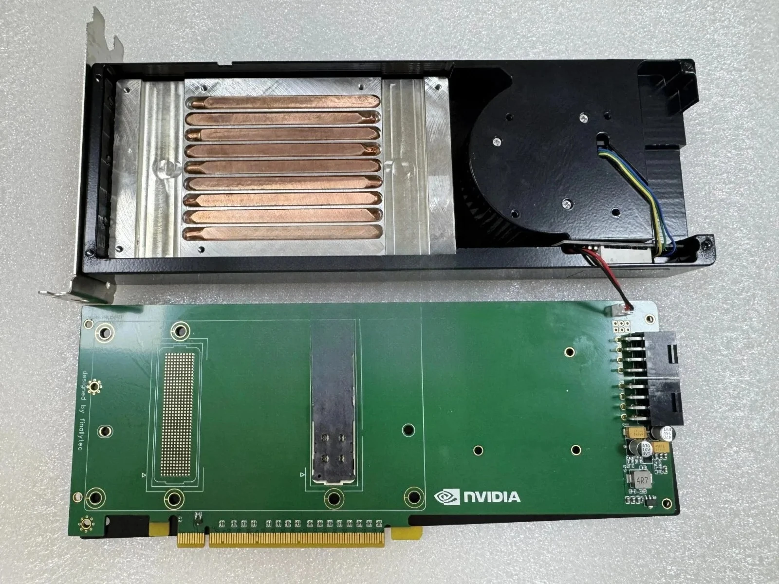 Фото Плата-адаптер SXM2 для PCIe, совместимая с NVIDIA Tesla P100 V100 16 ГБ 32 ГБ, конвертер для ускорителя GPU-вычислений №1