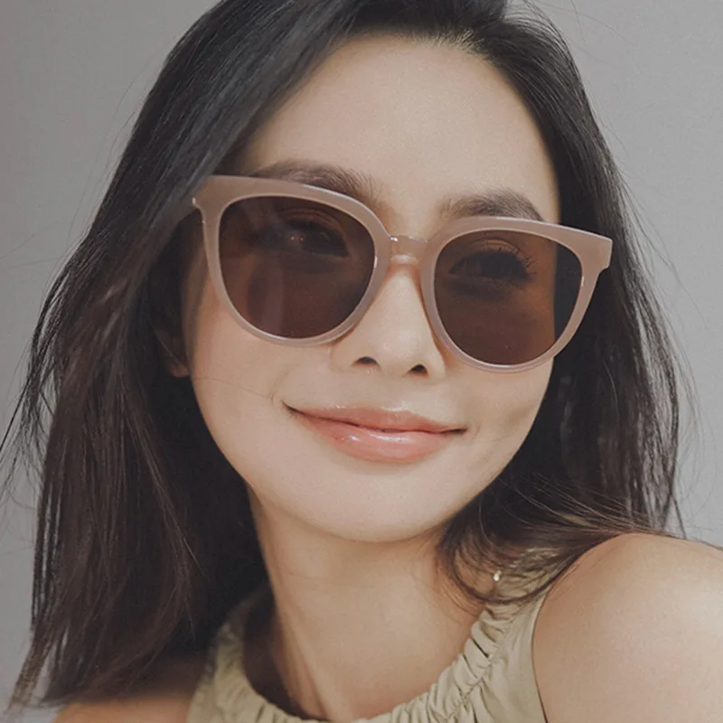 

DYTYMJ Big Frame Sunglasses Women Retro Cat Eye Eyeglasses for Women/Men Luxury Glasses Women Brand Designer Lentes De Sol Mujer