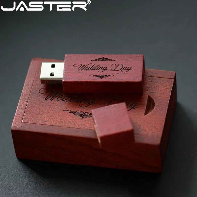 Рисунок 4 - USB-флеш-накопитель JASTER в деревянной коробке