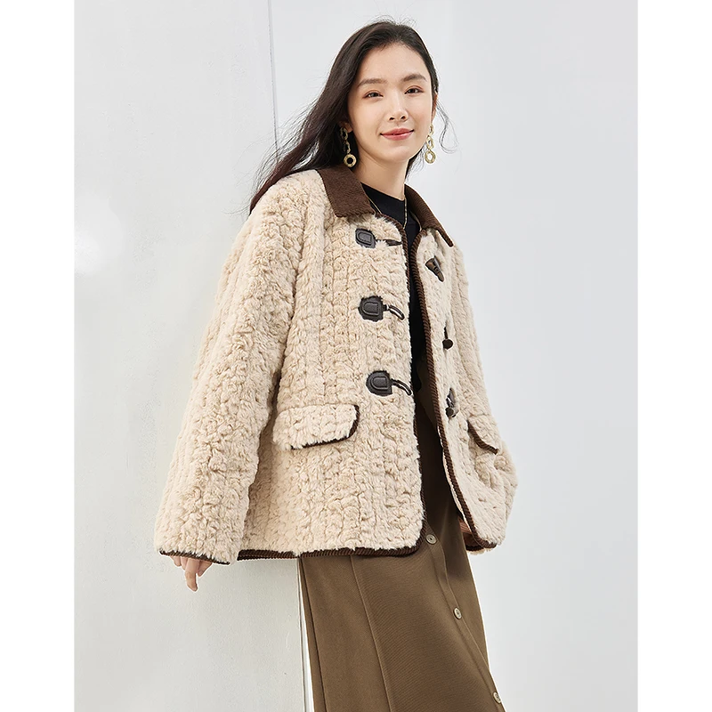 Рисунок 3 - Женское плюшевое пальто с длинным рукавом