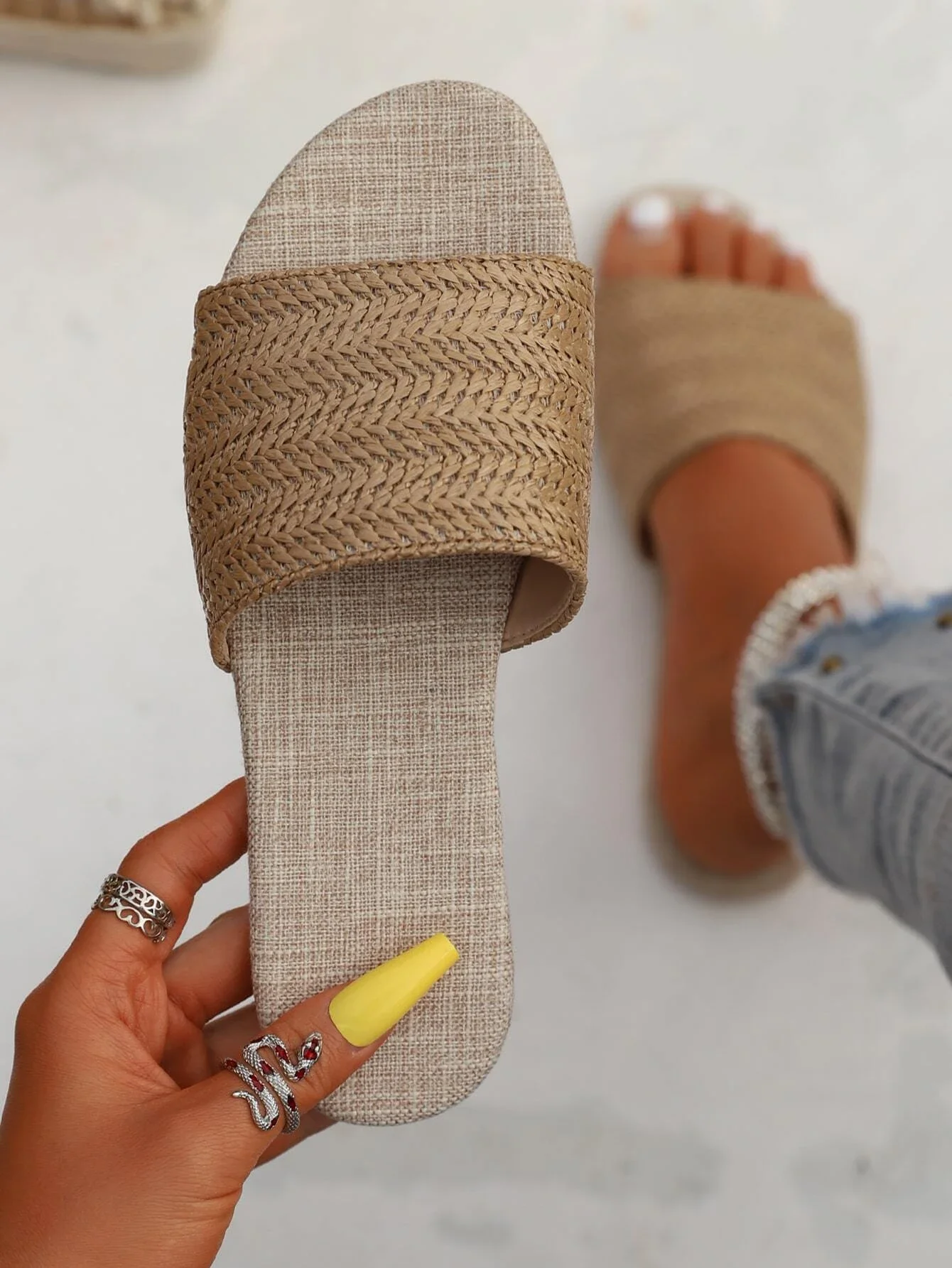 

Weave Single Band Slide Sandals