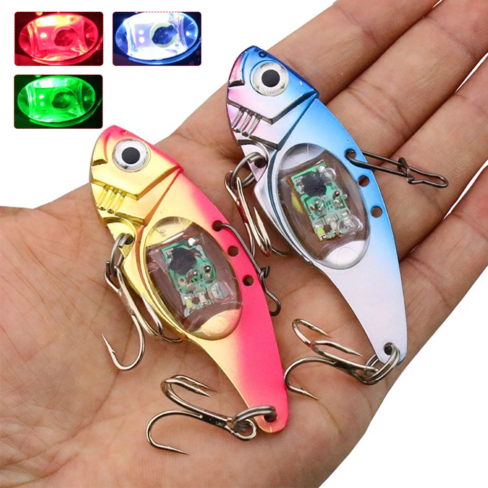 

Color LED Flash Fishing Lure with Hook Underwater Attracting Fish Lure Water-Triggered Night Light Bait Fresh Saltwater Tackle