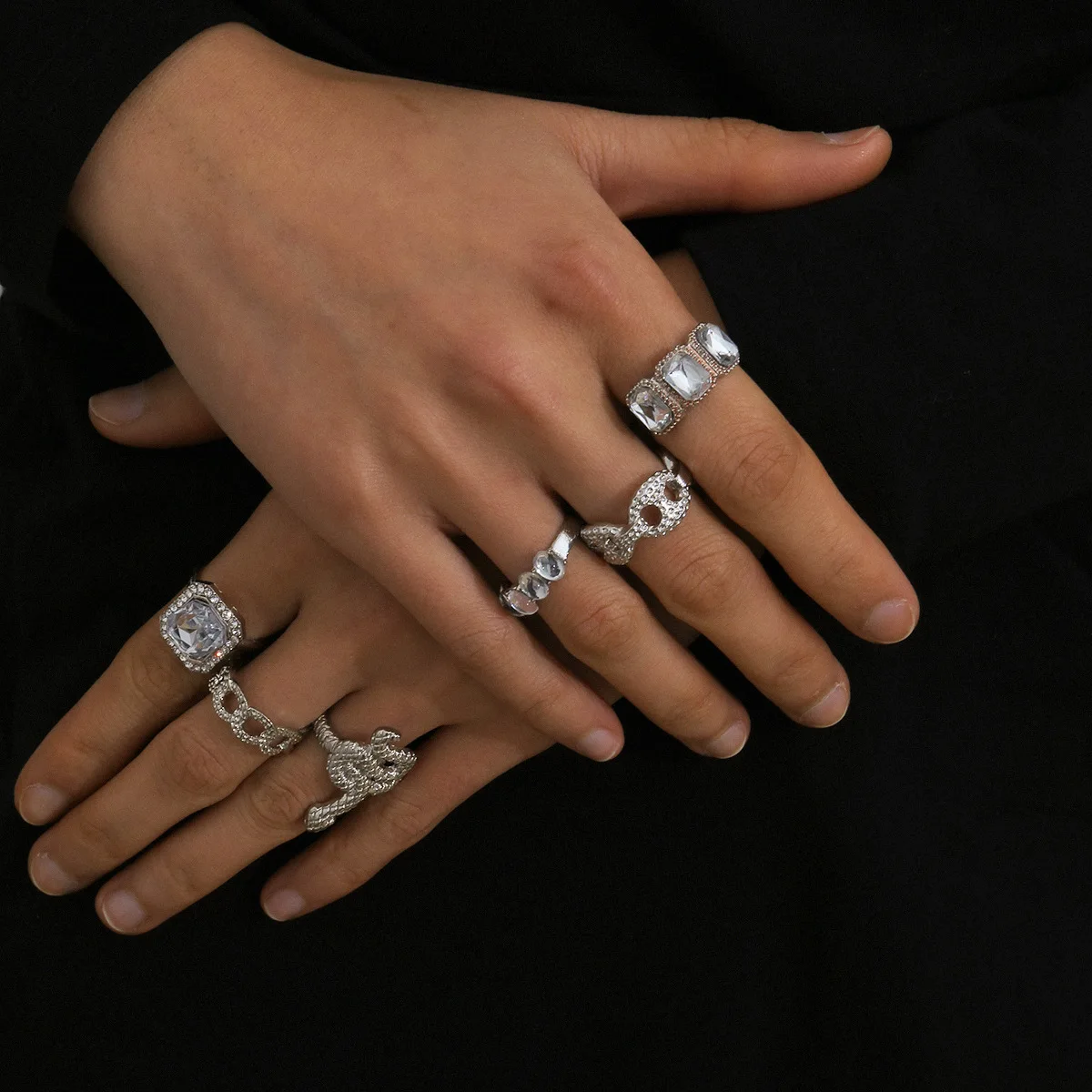 

Snake Rings Set Statement Punk Alloy Animal Crystals Stone Finger Rings Jewelry for Women Unisex Crystal Anillos Sets