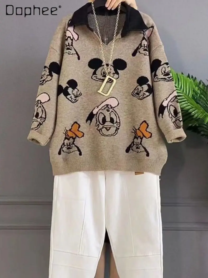 

Женский костюм из двух предметов, пуловер с длинным рукавом и отложным воротником и джинсовые брюки-шаровары с высокой талией и мультяшным ...