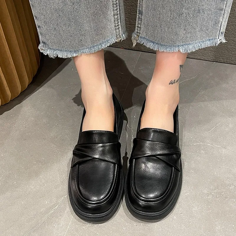 English Style Leather Shoes Spring New Black Loafers Versatile and Comfortable Soft Soles Anti Slip Work Shoes for Women